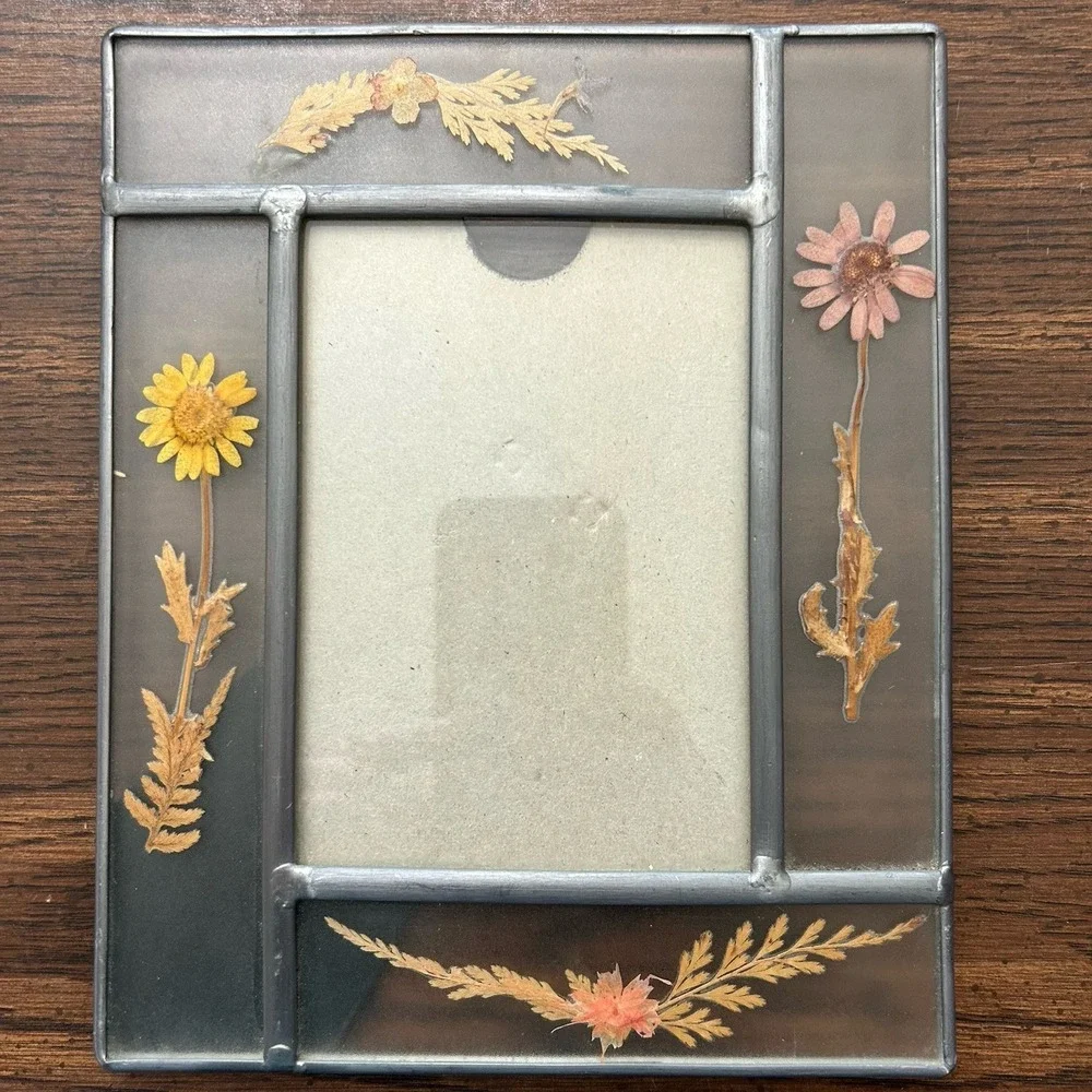 Connoisseur Pressed Dried Flowers Glass Picture Frame 4x6 Photo Cottagecore